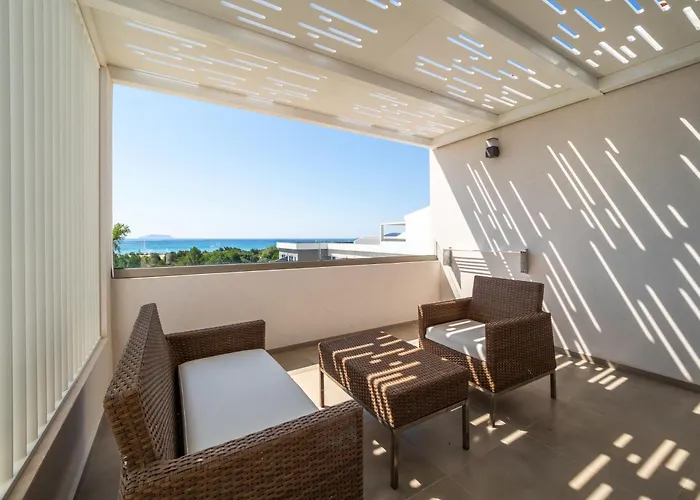 Paradise Resort Finikounta