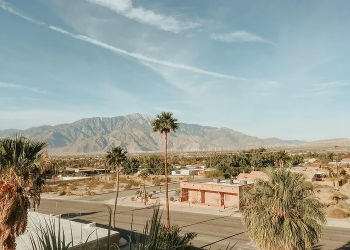 The Skylark, A Palm Springs Hotel