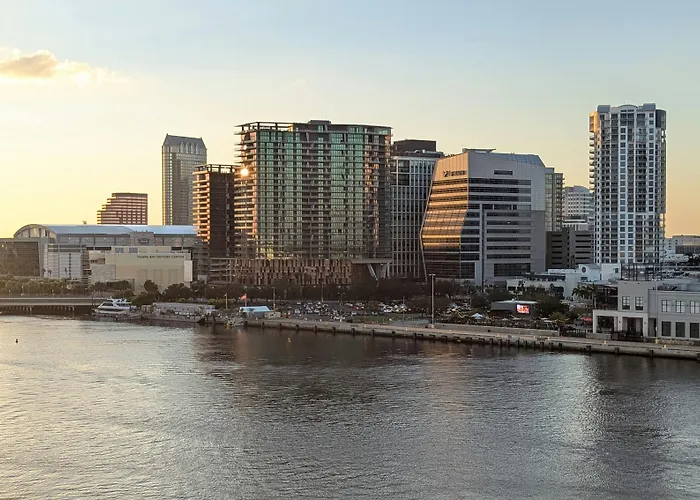 Four Points By Sheraton Suites Tampa Airport Westshore