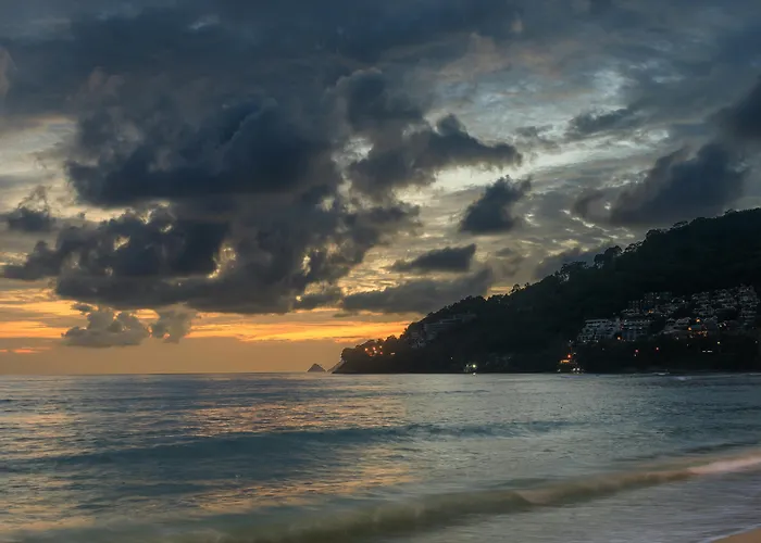Impiana Beachfront Resort Patong, Phuket