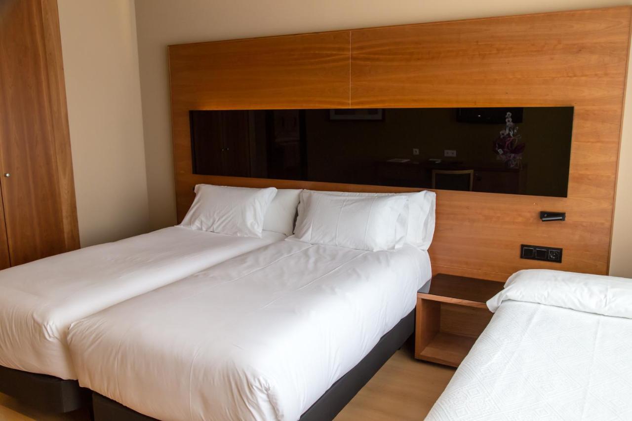 Habitación Doble con cama supletoria - 1 o 2 camas (2 adultos + 1 niño)