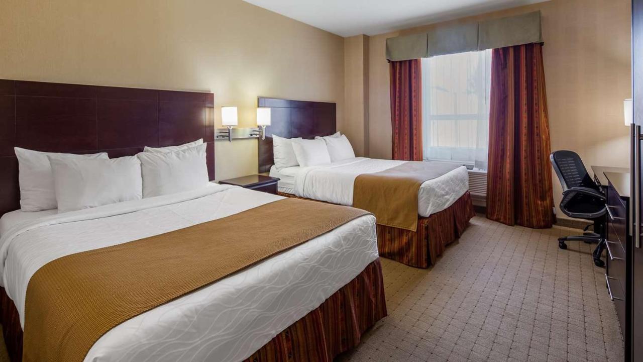 Queen Room Two Queen Beds Non-Smoking