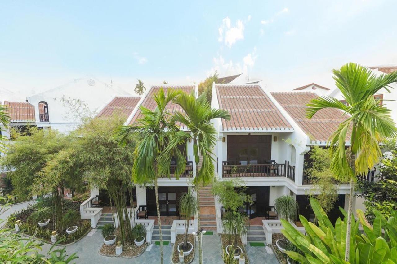 Double or Twin Room Garden View