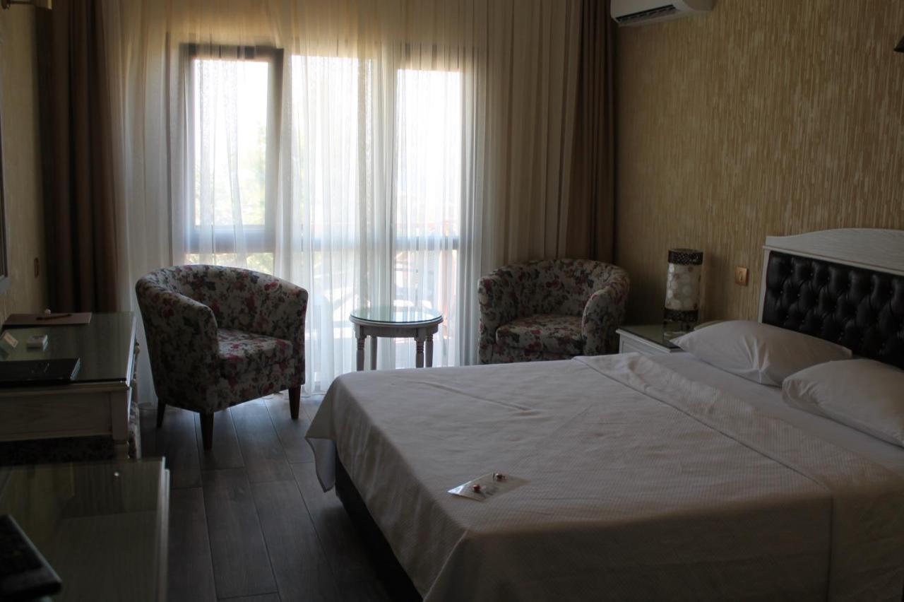 Large Single Room