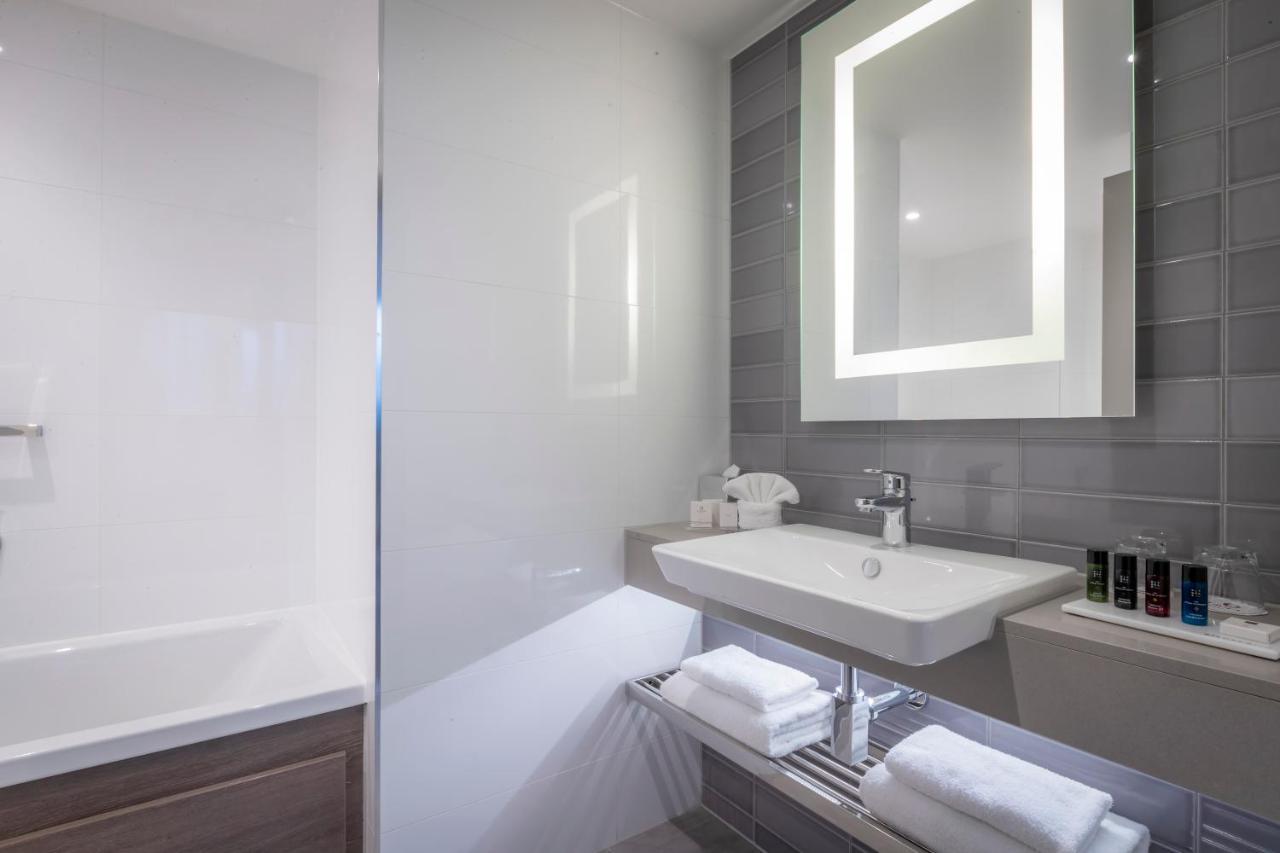 Deluxe Family Room (2 Adults + 2 Children),1326575032:JPEG