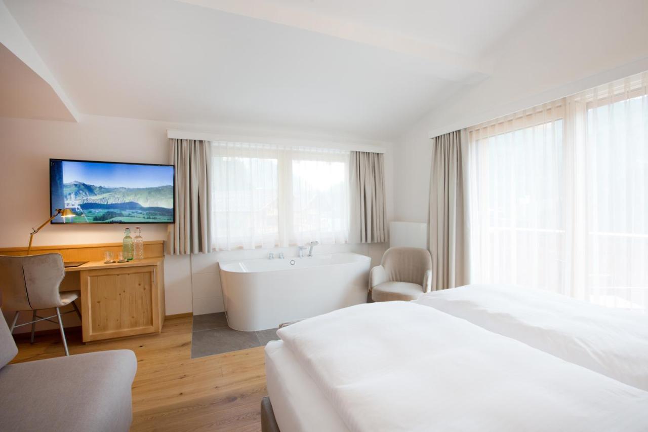Deluxe Double Room Balcony