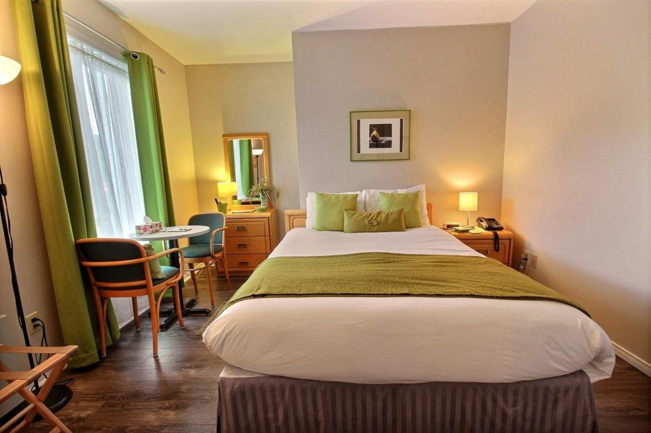 Economy Room One Queen Bed