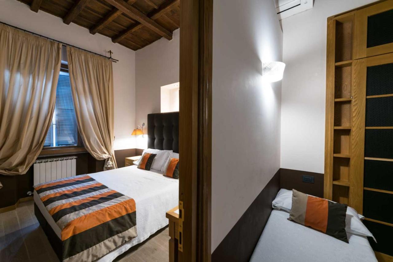 Triple Room Dependence Via Leonina 16