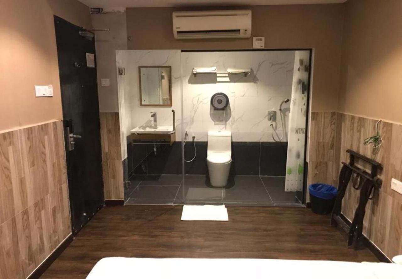 Standard Double Room,1010214832:JPEG