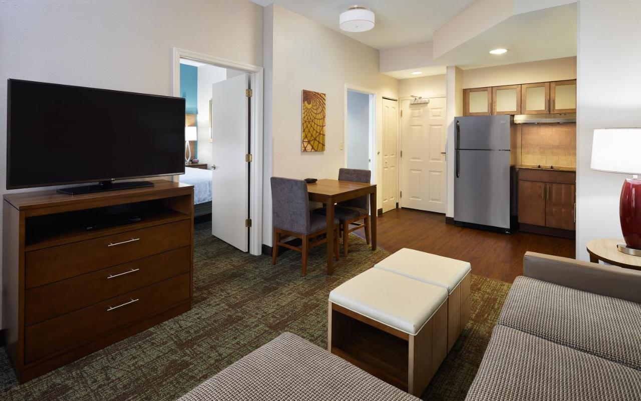 One-Bedroom King Suite Sofa Bed