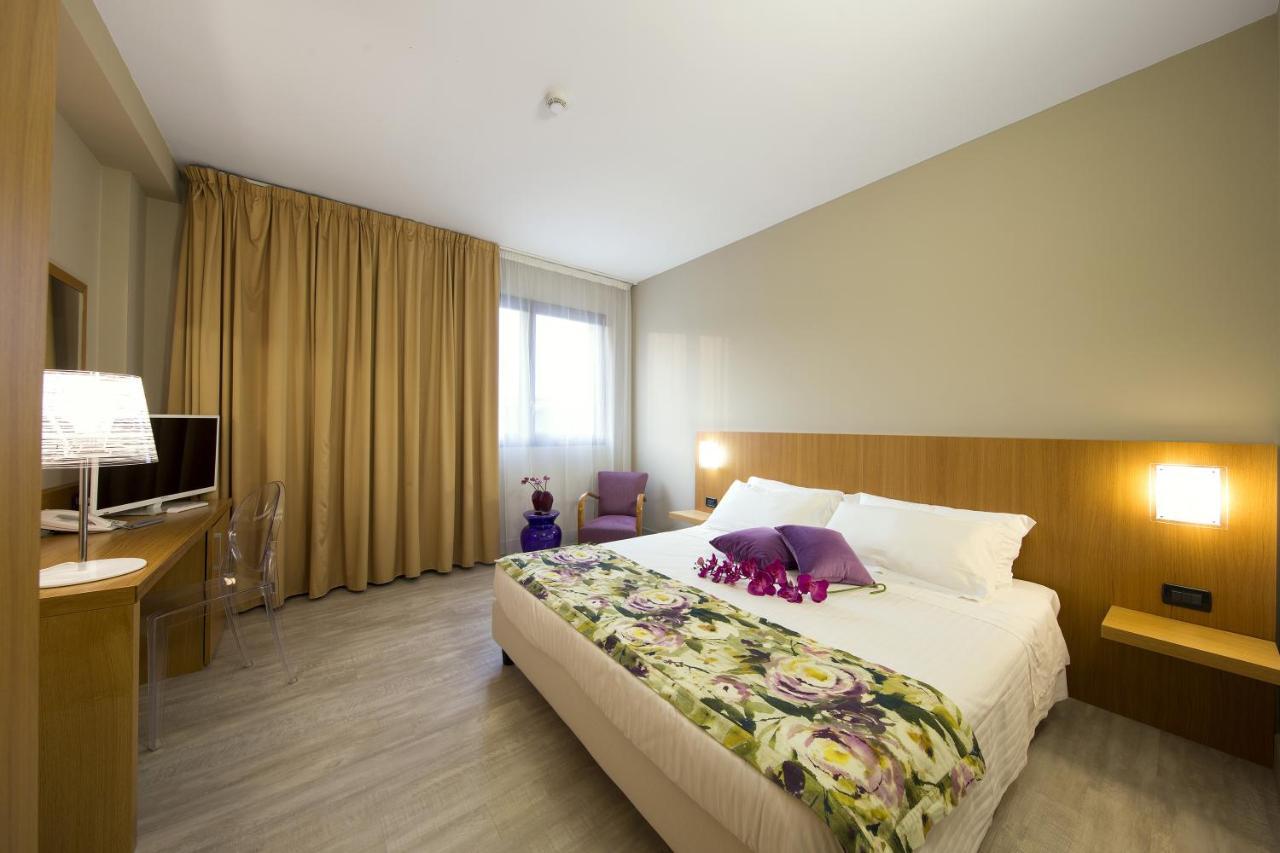 Standard Double Room,1011716254:JPEG