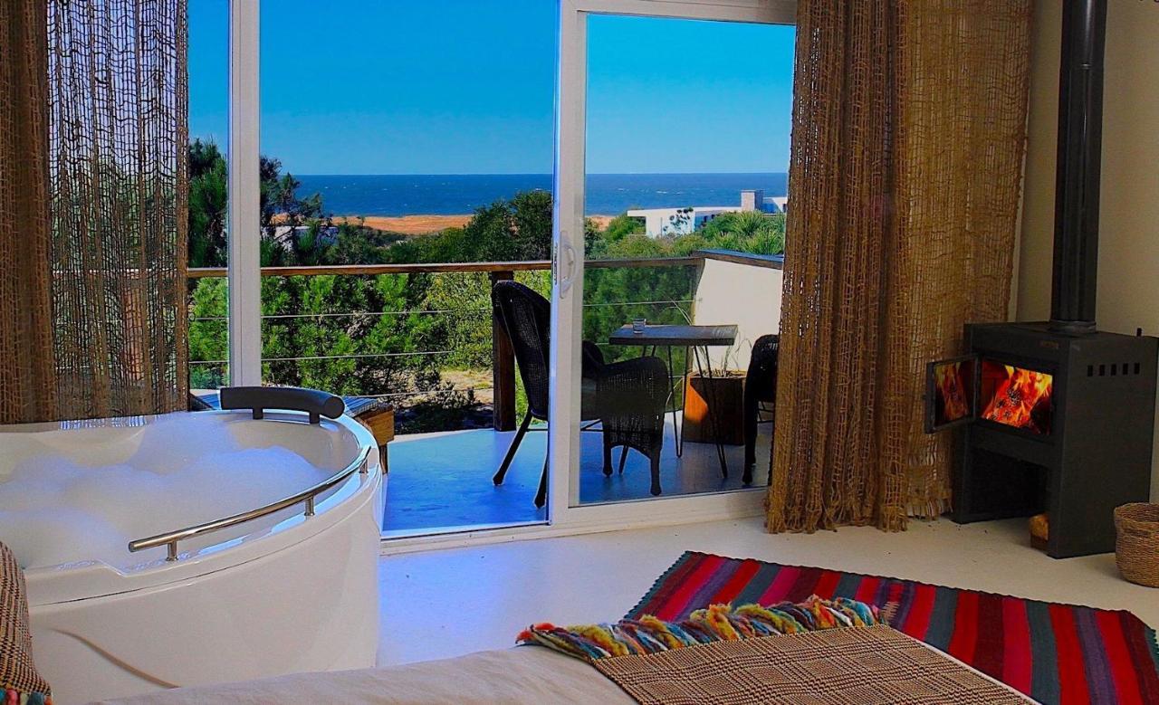 Superior Suite Jacuzzi Sea view