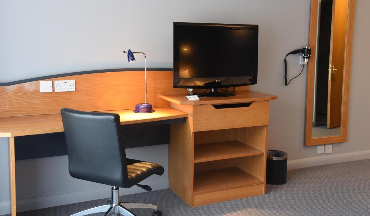 Standard Double Room with Free Hot Breakfast