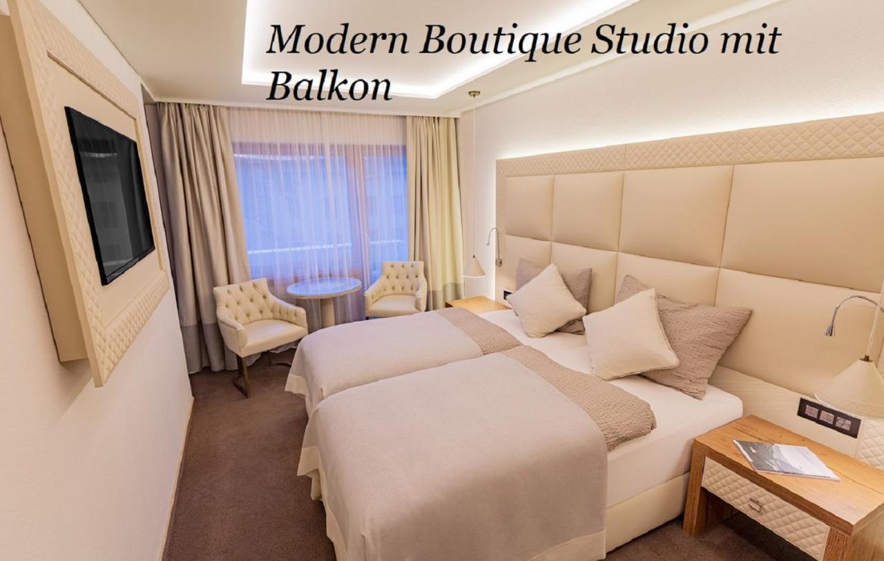Double Room with Balcony,1022082511:JPEG