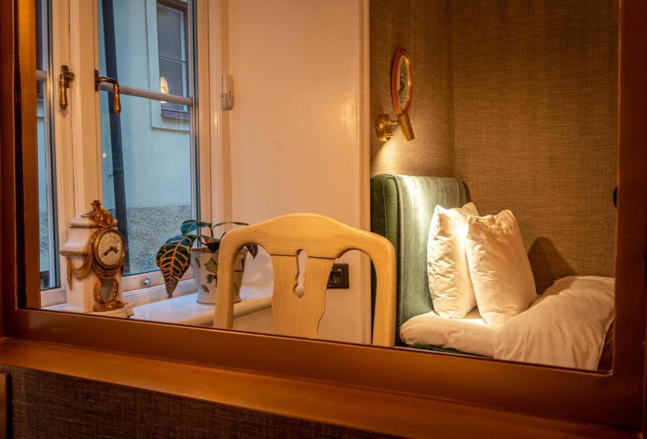 Standard Single Room,1024114348:JPEG