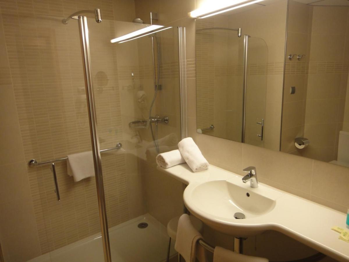 Twin Room with Balcony