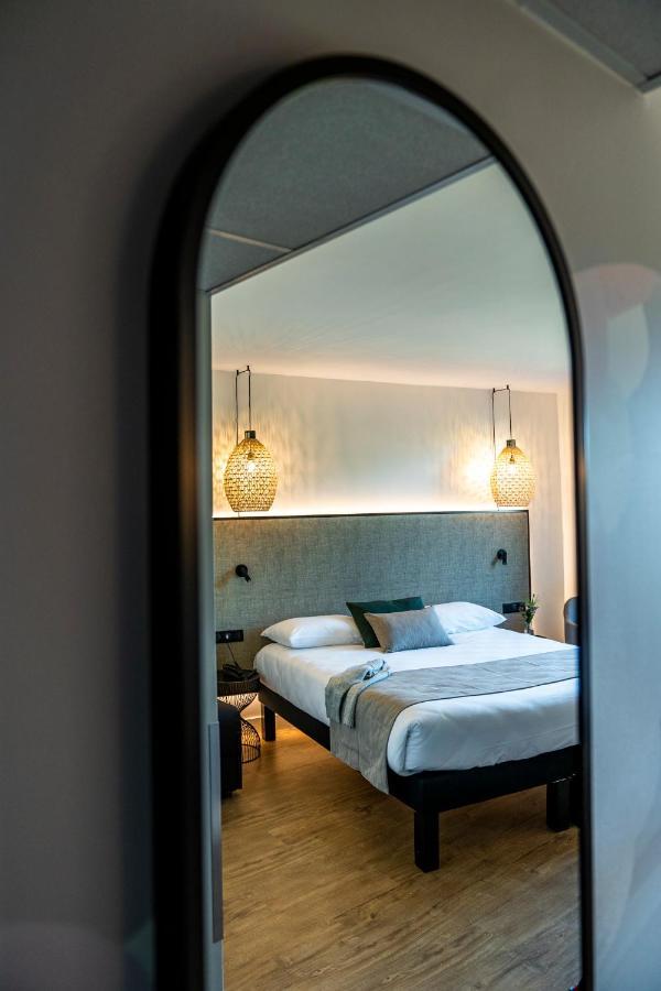 Premium Double Room sofa bed,1705579378:JPEG
