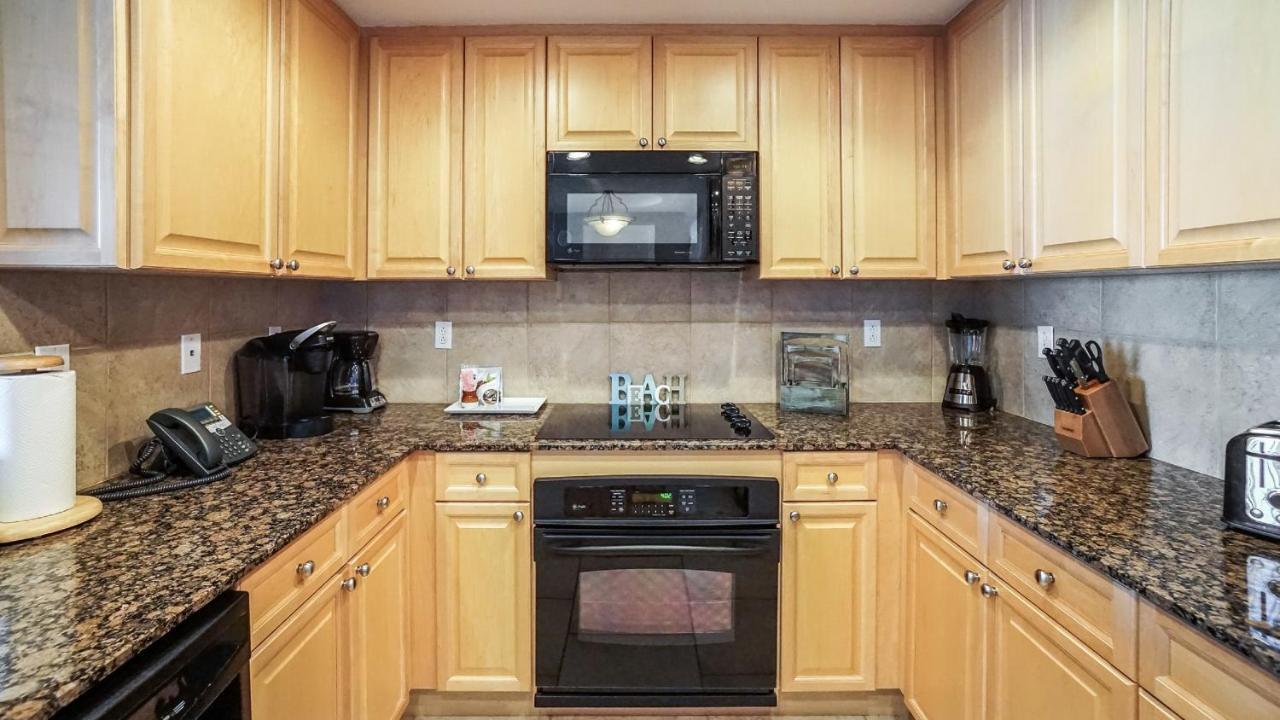 Two-Bedroom Apartment Water View