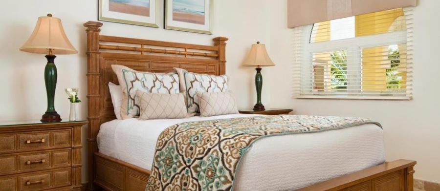 One-Bedroom Oceanfront Suite