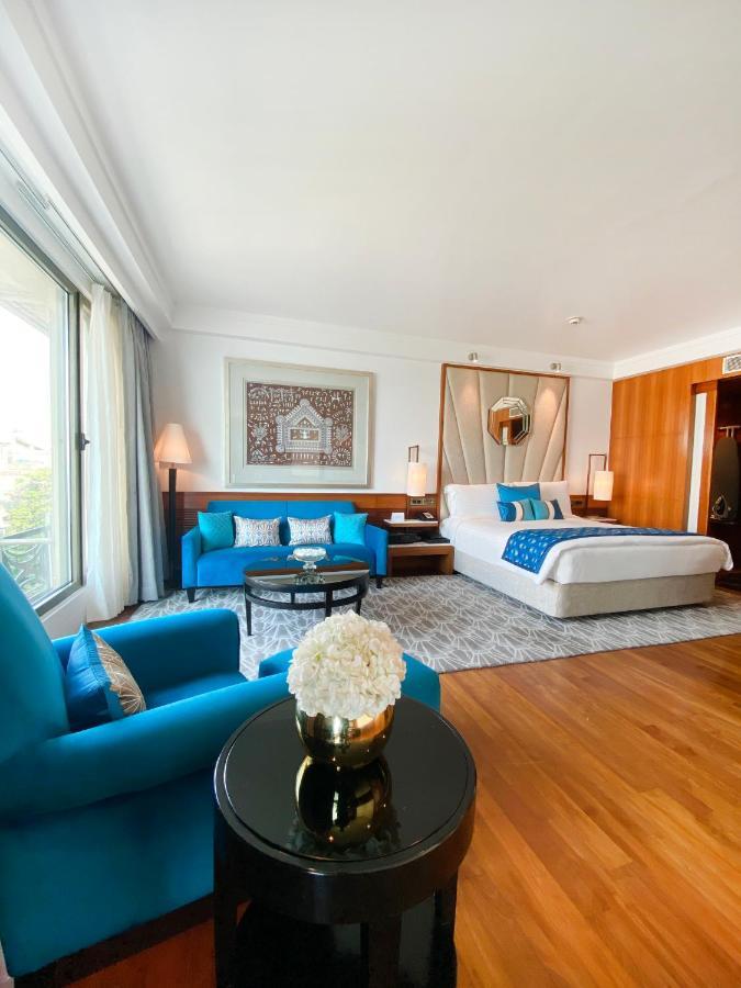1 King Bed Junior Suite Bay View