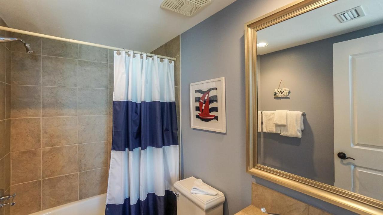 Two-Bedroom Apartment Water View