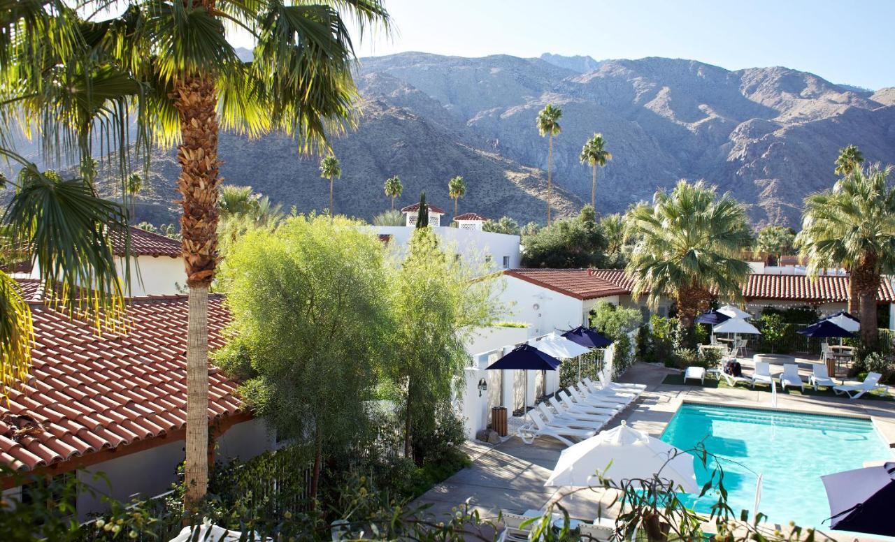 Poolside King w or Mountain View