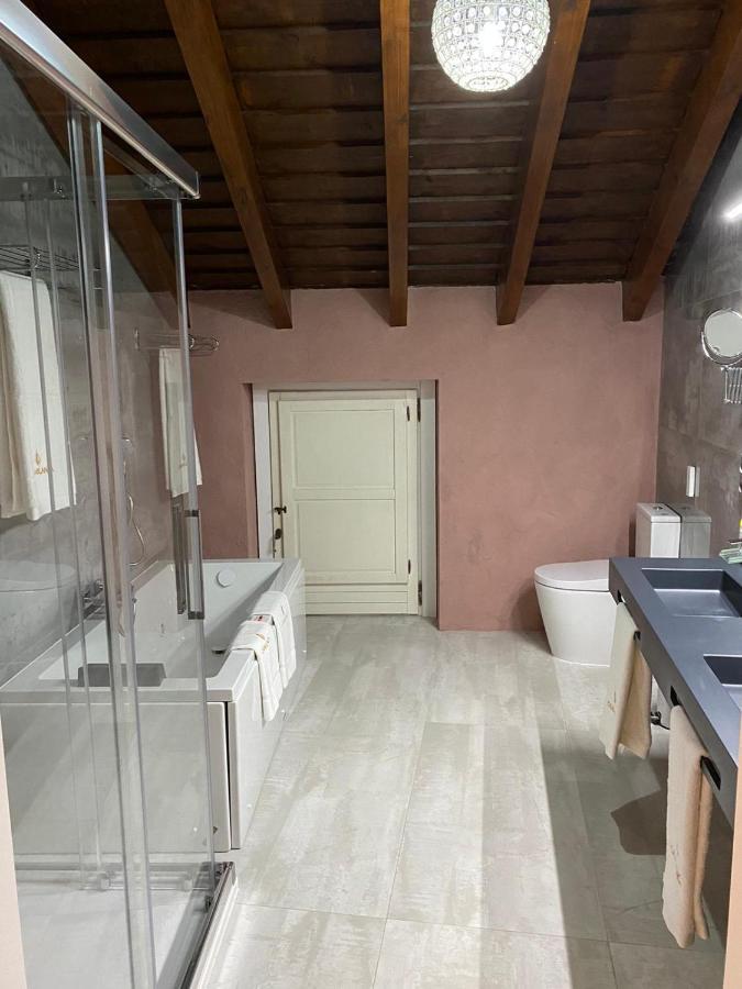 Suite Deluxe con bañera de hidromasaje