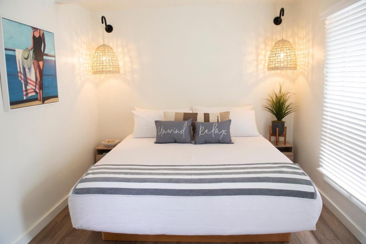 Deluxe King Room Pet Friendly