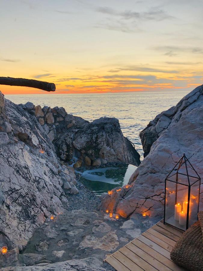 Superior Suite,1079827033:JPEG