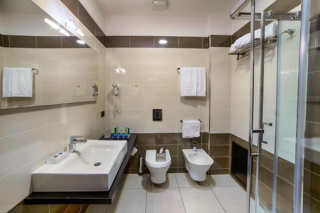 Triple Room with Balcony,1209538570:JPEG