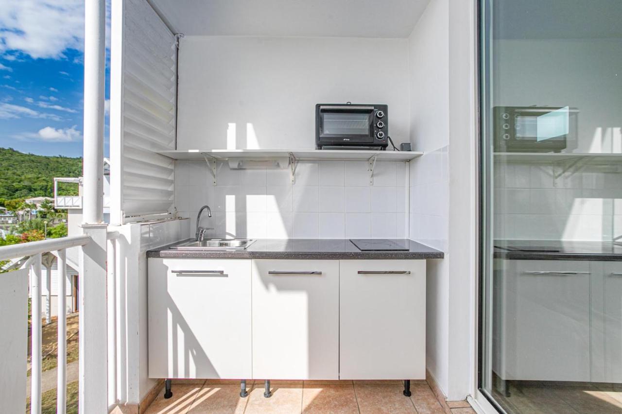 Chambre Supérieure Amyris Kitchenette