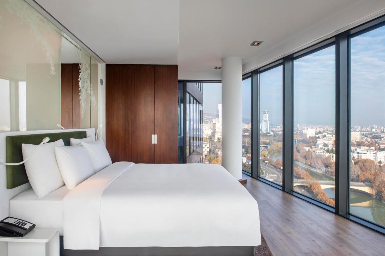 Premium Room Panoramic City View,1083326674:JPEG
