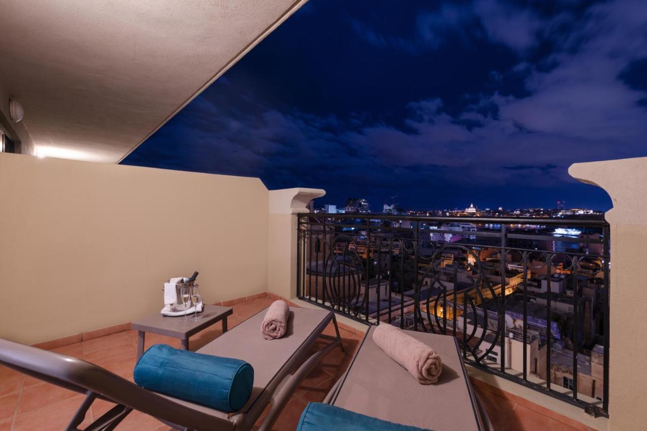 Junior Suite Balcony