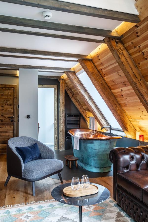 Superior King Suite