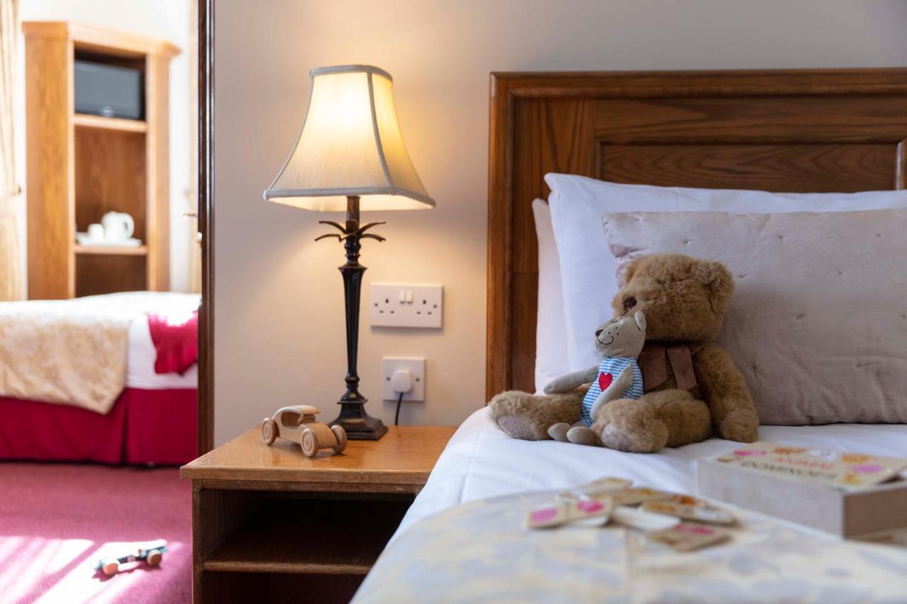 Family Room,1090249959:JPEG