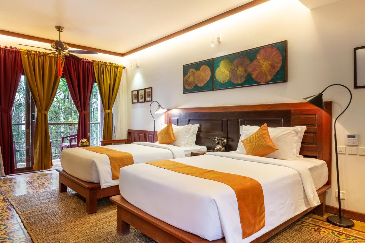 Deluxe Double or Twin Room with Pool View