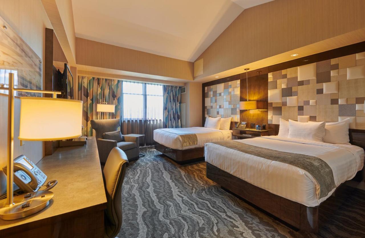 Deluxe Queen Room Two Queen Beds