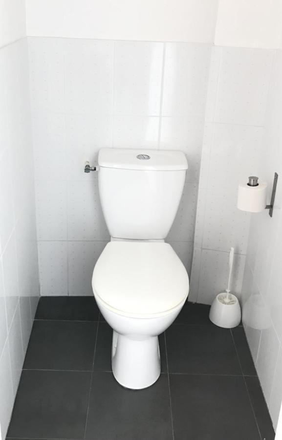 Family Room,1105566117:JPEG