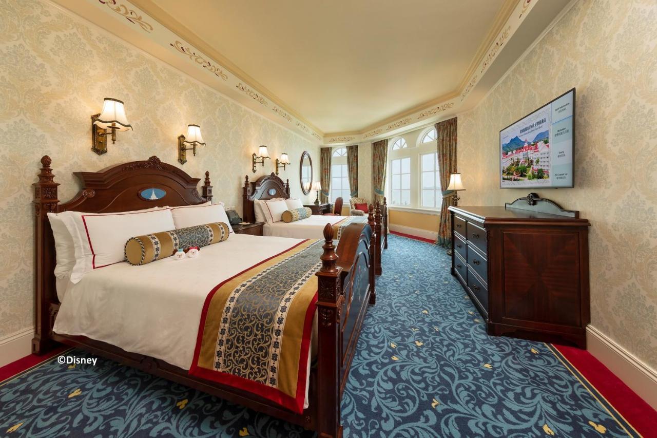 Kingdom Club Suite King Bed or Two Double Beds
