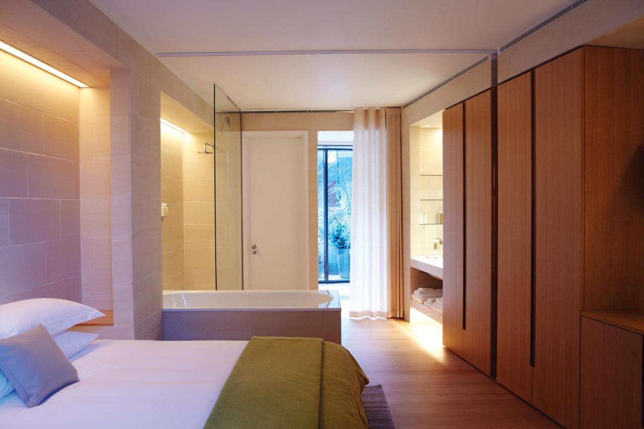 Club Deluxe Room