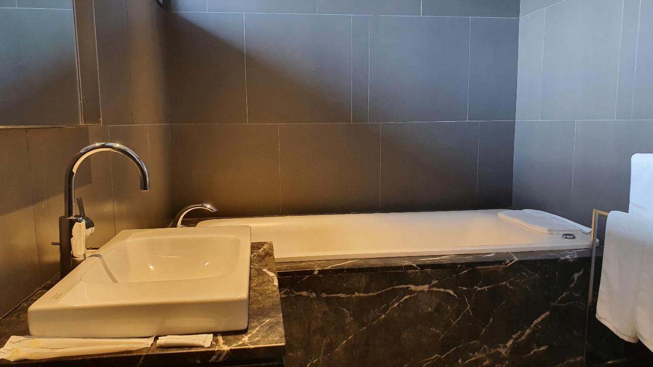 Superior Double Room,1107562311:JPEG