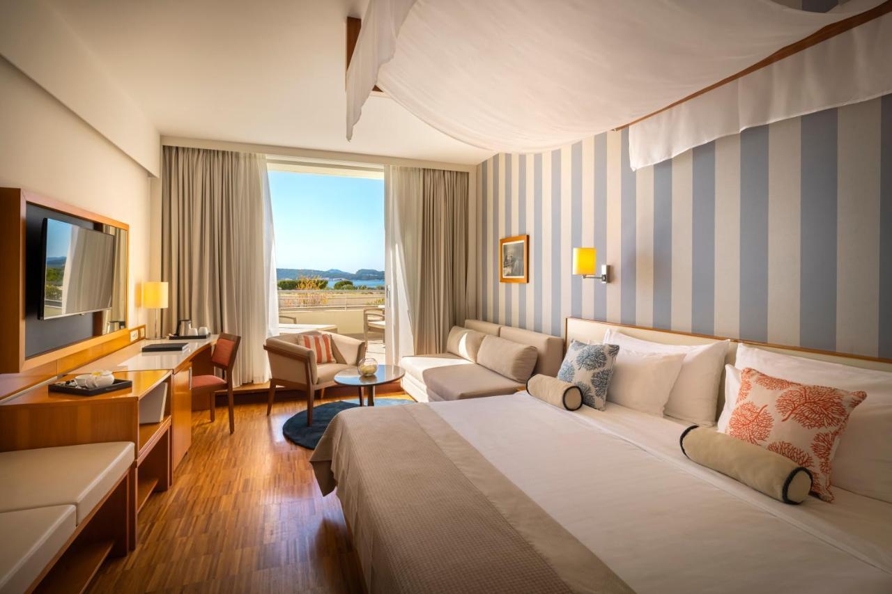 Room 21 Seaview