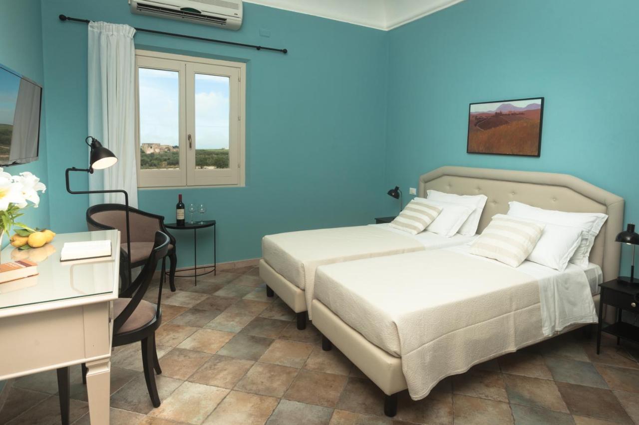 Deluxe Double or Twin Room Sea View