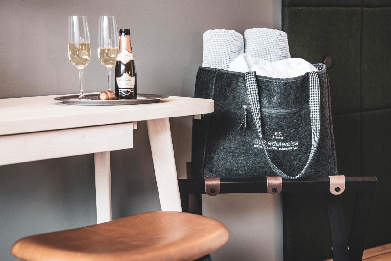 Suite with Mountain View,1270423384:JPEG