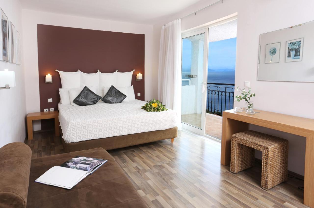 Superior Double or Twin Room Sea View