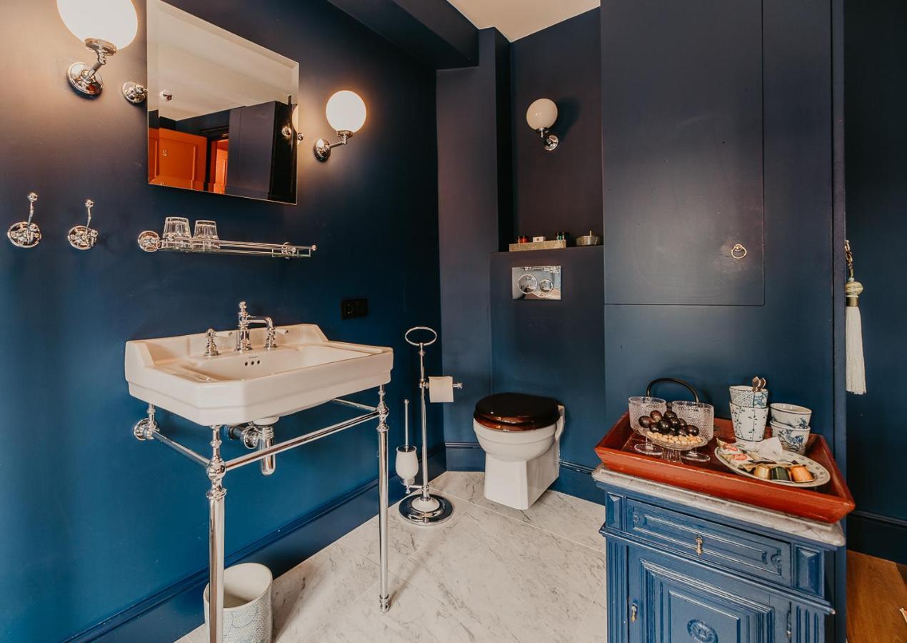 Deluxe Double Room,1121358990:JPEG