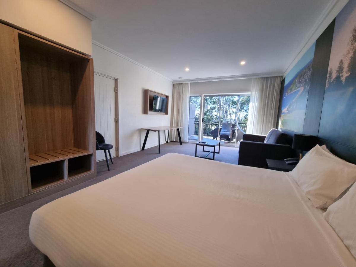 Superior King Room Balcony