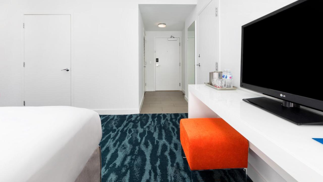 Trendy King Bay View