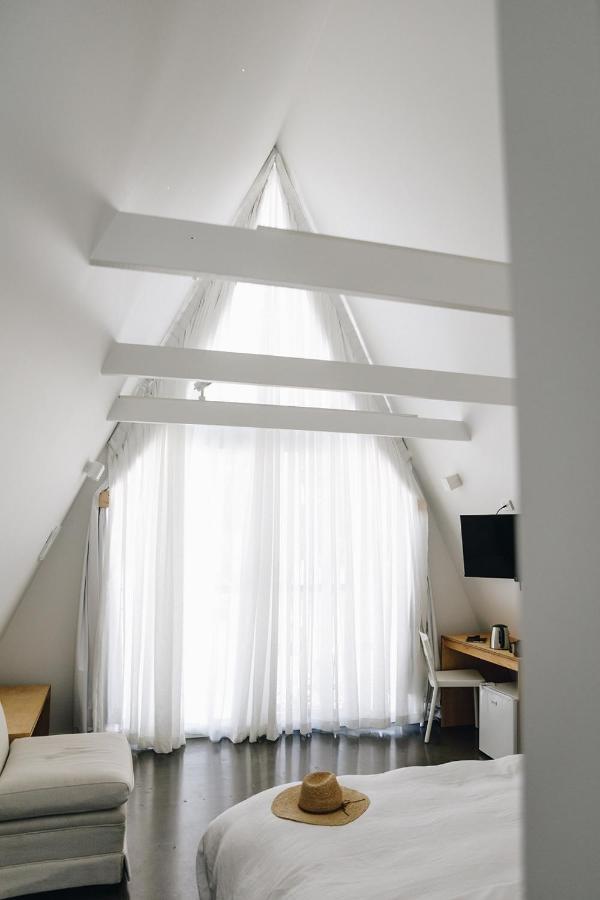 Studio Adult Only
