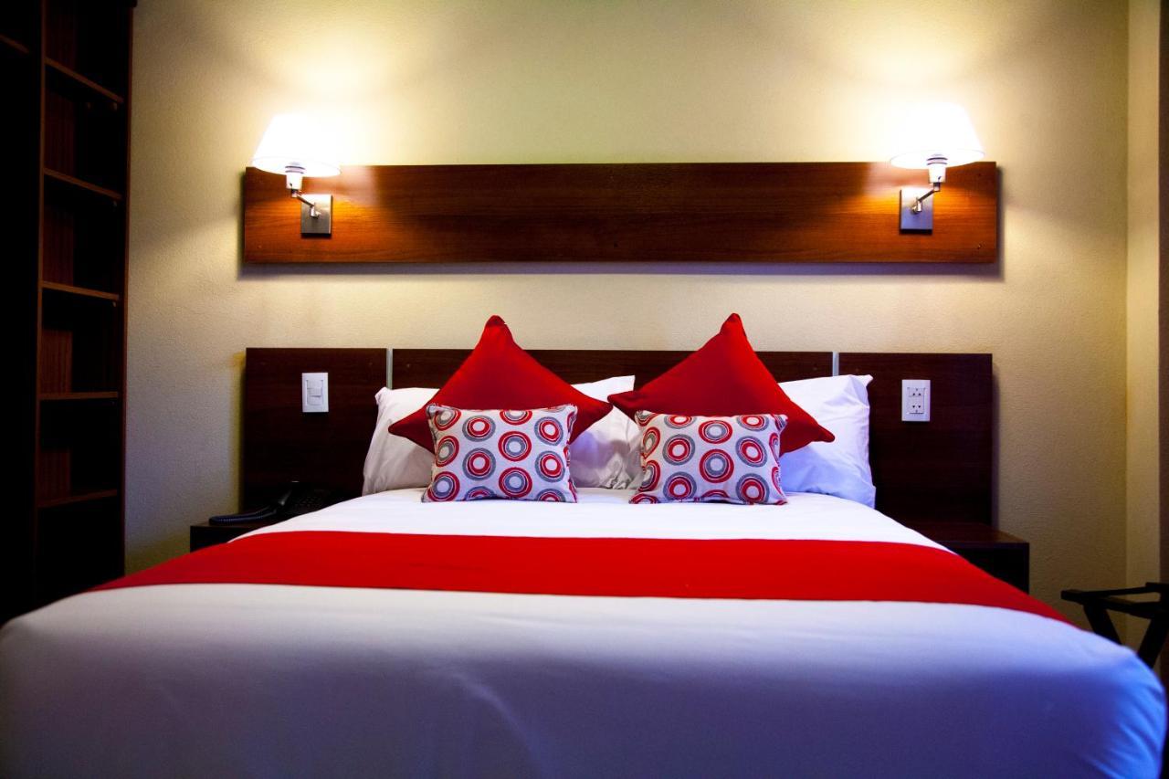 Small Single Room,1372515791:JPEG